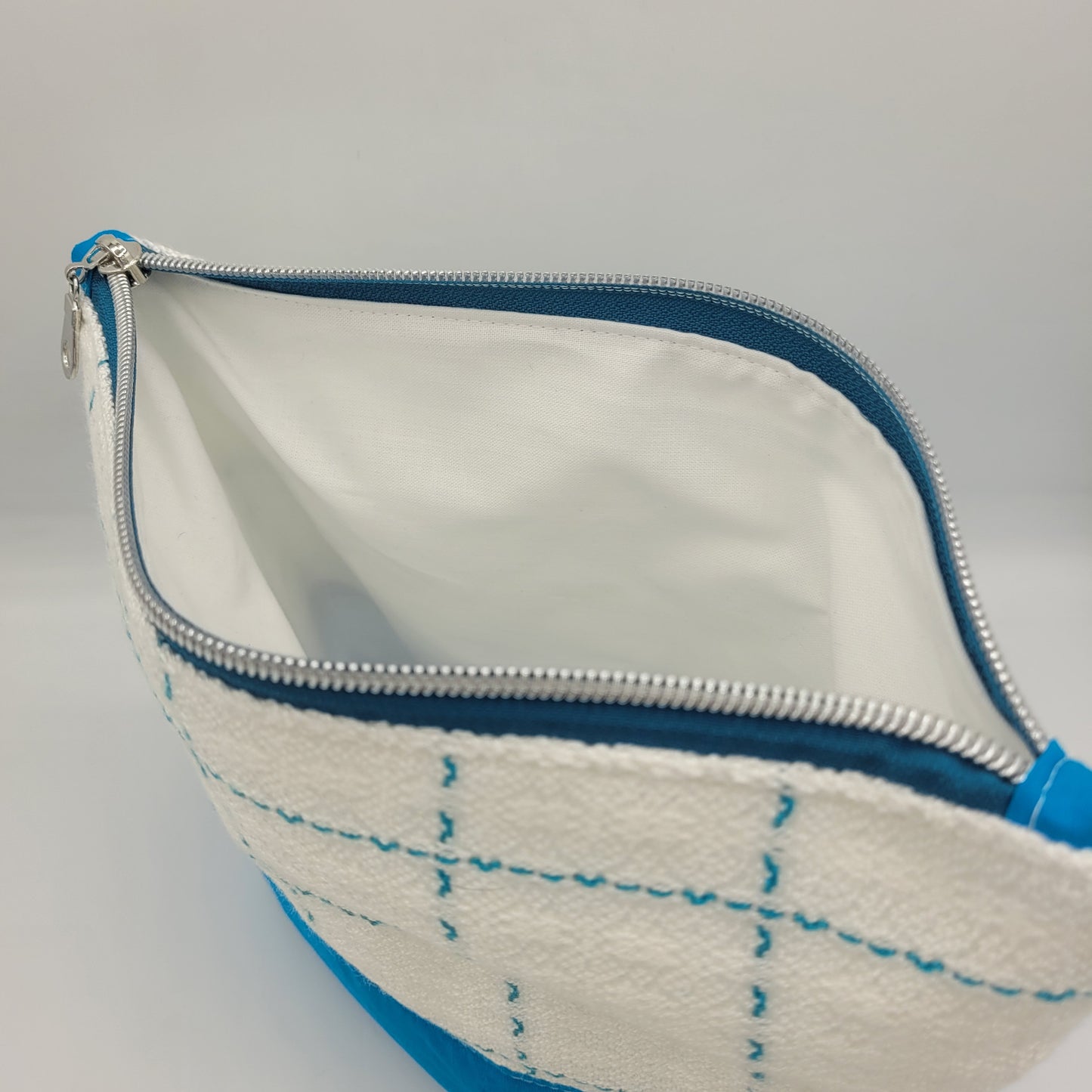 Zipper Pouch | Cecily Bag | Handwoven Blue & White Print | Large