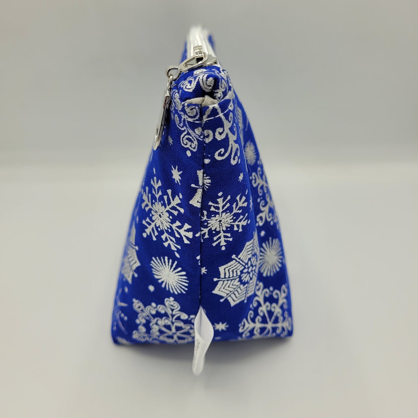 Zipper Pouch | Single Panel Cecily Bag | Cotton Blue/White Snowflakes | Medium