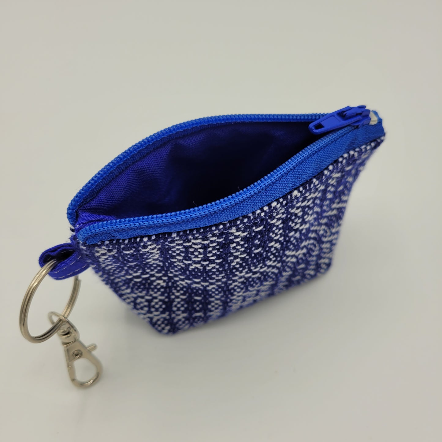 Super Tiny Mini Zip Clip Pouch | Handwoven | Navy/White Print