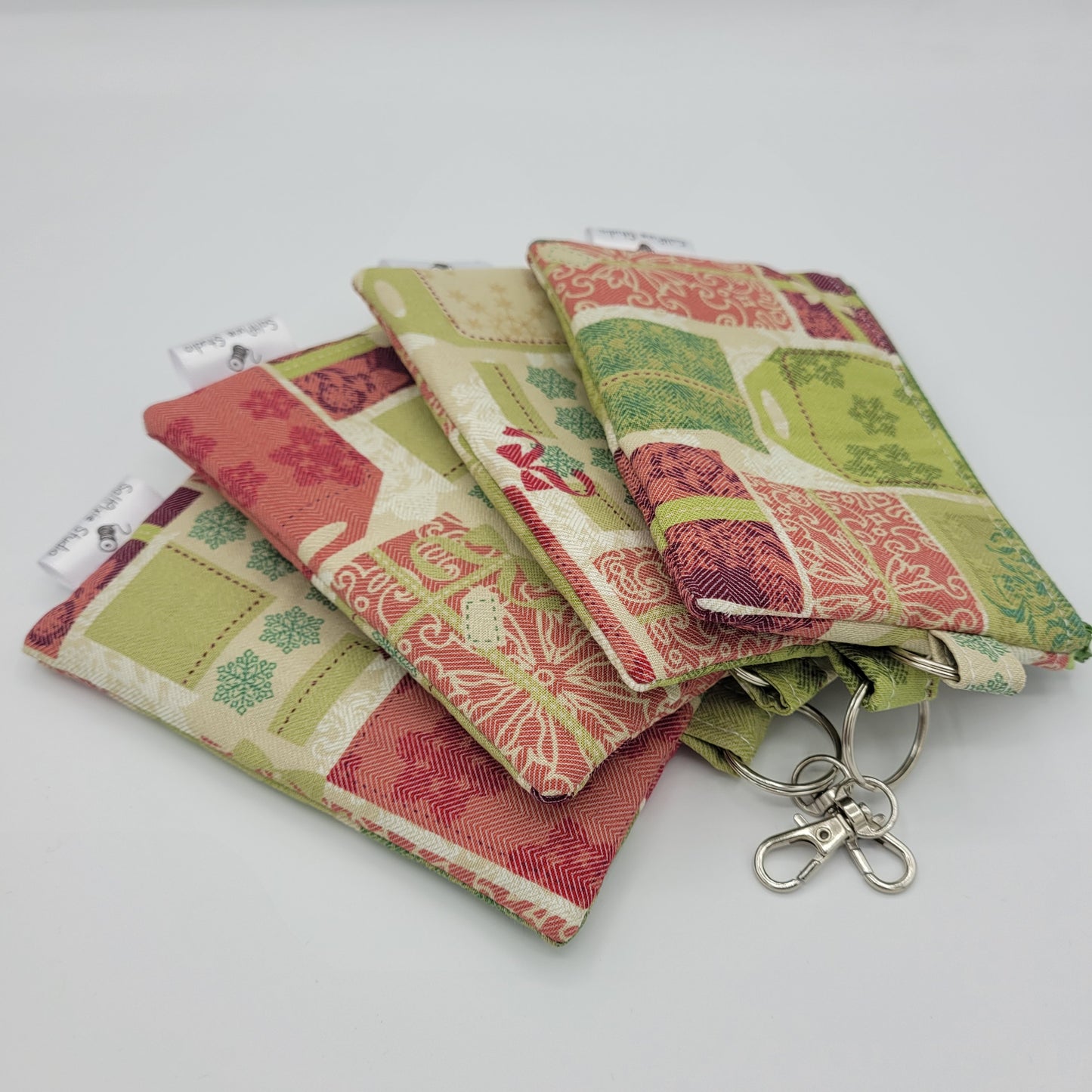 Mini Zipper Pouch | Quilter's Cotton | Holiday Gift Tag Print