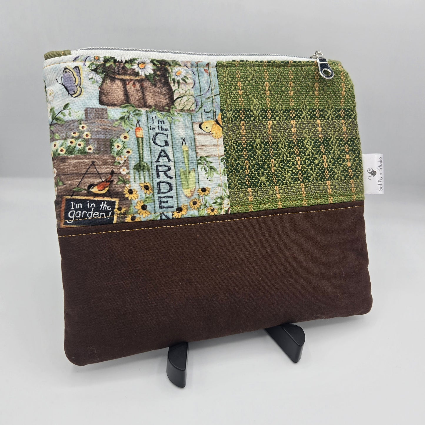 Zipper Pouch | Handwoven + Cotton | Vertical Garden Print | Medium