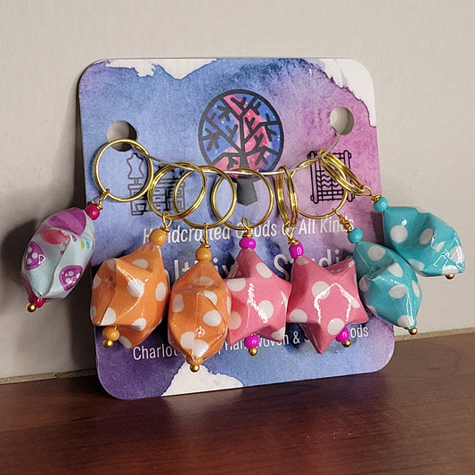 Stitch Marker | Handmade Paper Stars | Pink/Orange/Blue Polka Dots | Set of 7