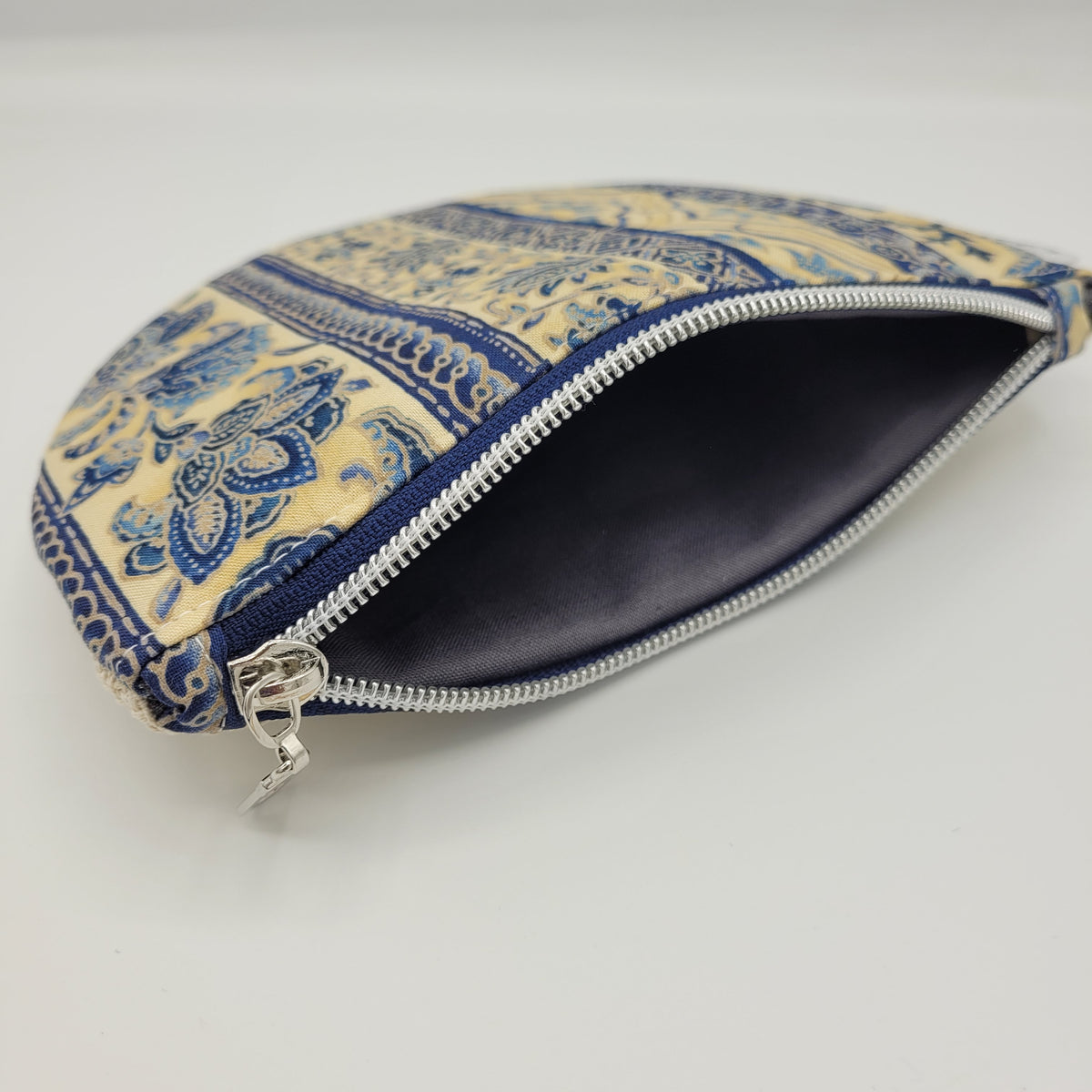 Curved Coin Purse | Handwoven + Cotton | Tan & Navy Floral